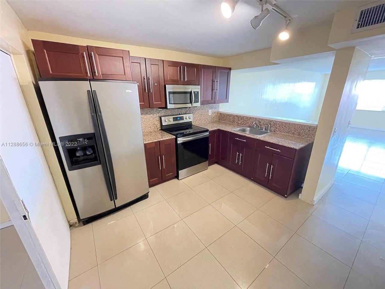 4043 NW 19th Street 40