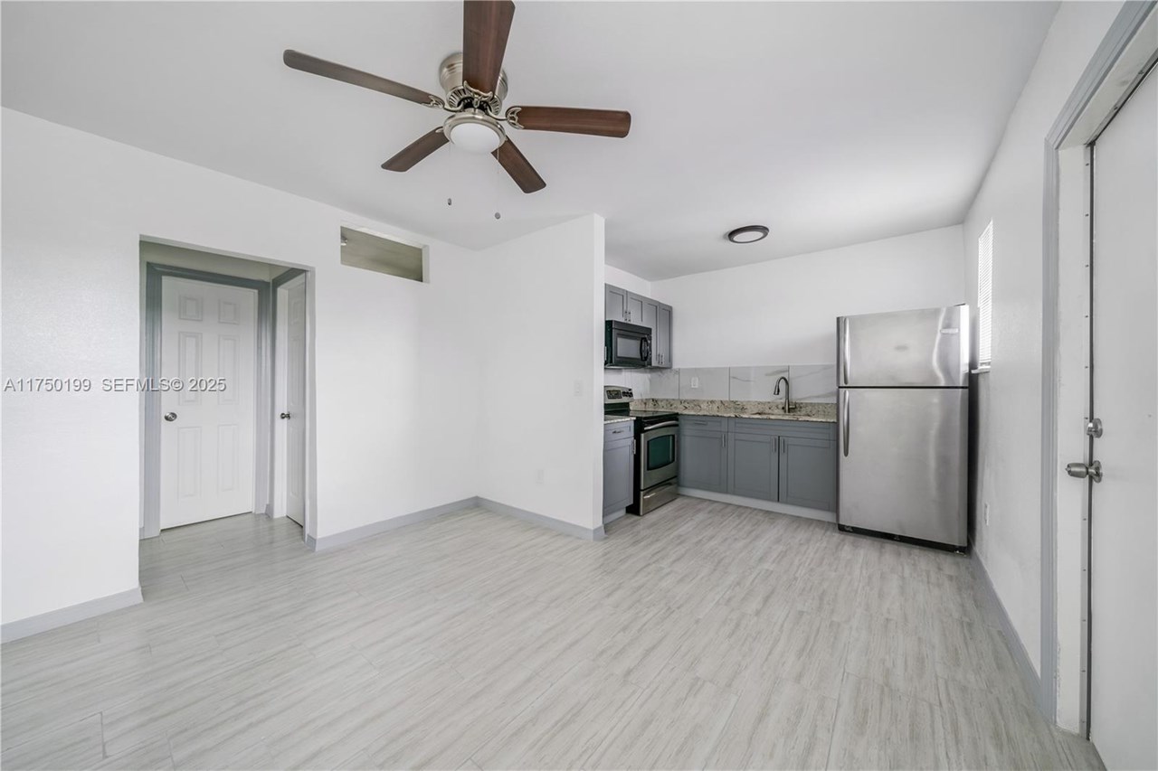 1281 NW 61 Street 31
